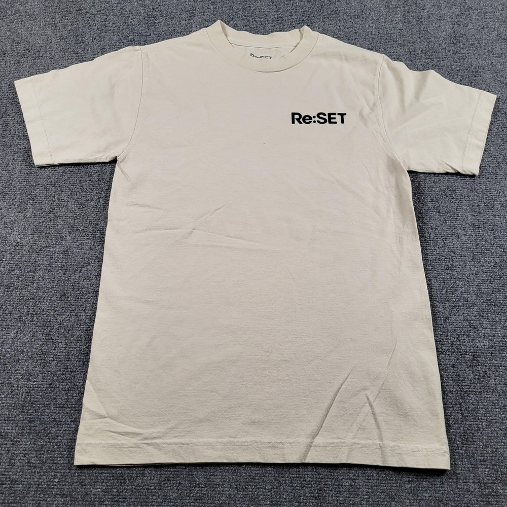 Re:SET Tee Shirt Mens‎ Small Beige Re:SET Logo Graphic Crew Neck Tagless